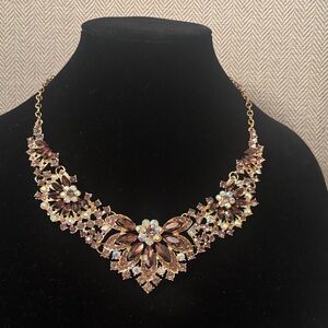 Dazzling Floral Necklace